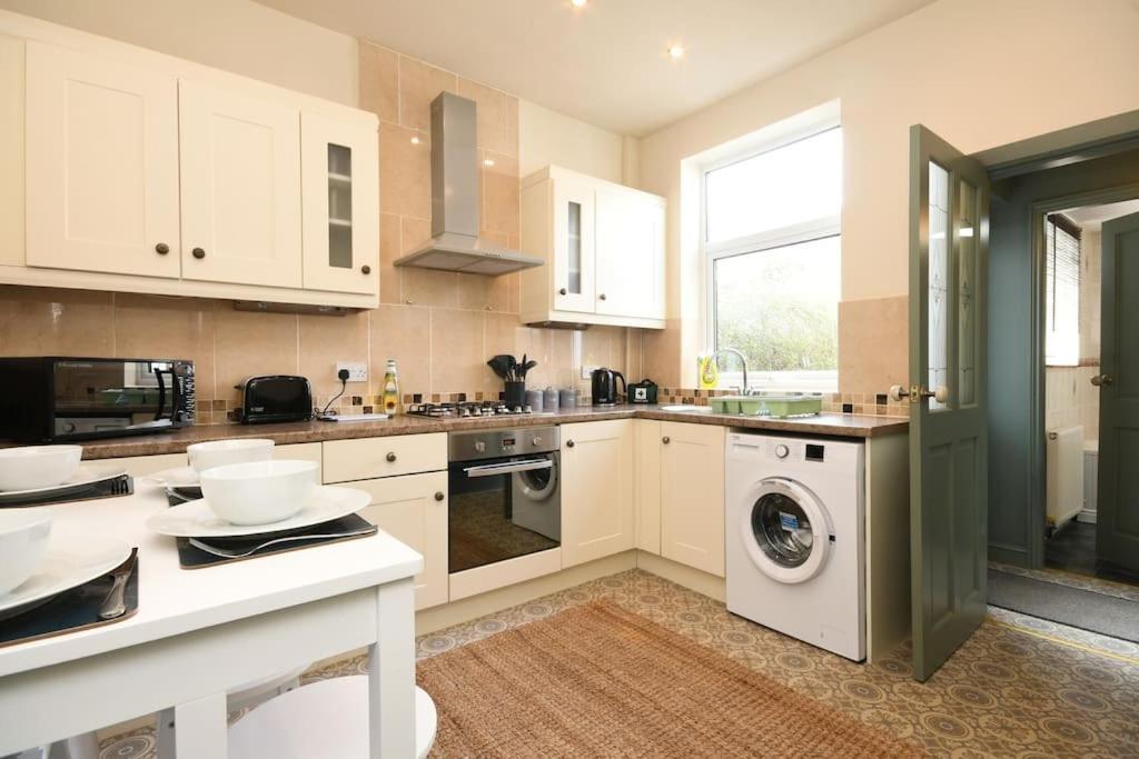 צ'סטרפילד Cottage Style 3 Bedroom House - Close To City Centre & The Peaks מראה חיצוני תמונה