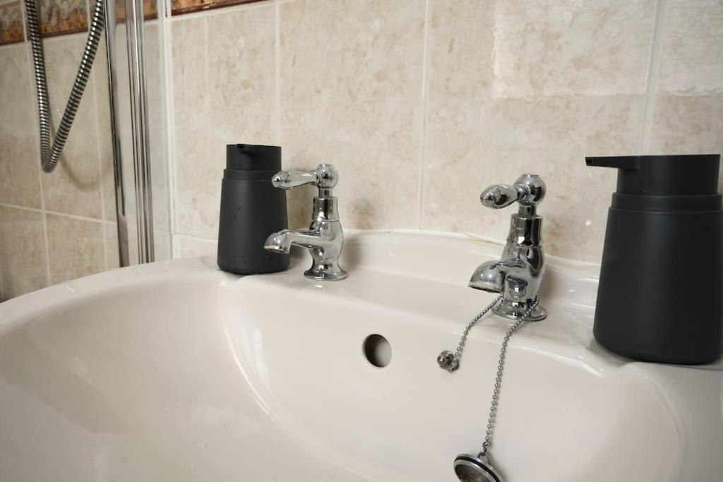 צ'סטרפילד Cottage Style 3 Bedroom House - Close To City Centre & The Peaks מראה חיצוני תמונה